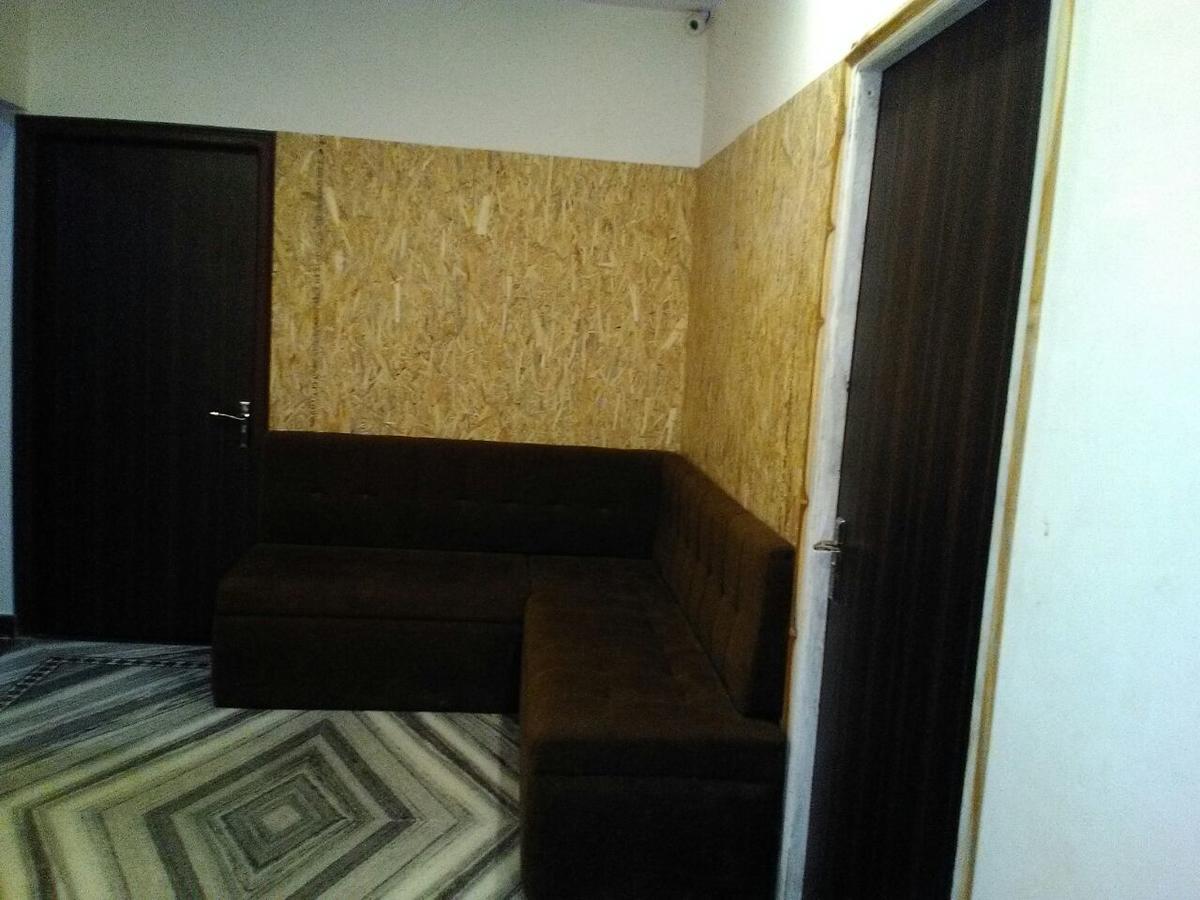 Hotel Gateway Kailash Varanasi Exteriör bild